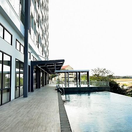 Lovina 8-Ad At One Residence Batam Zewnętrze zdjęcie